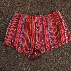patterned loose shorts